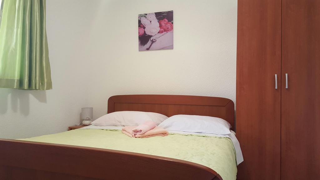 Apartmani Ramljak Марина Екстериор снимка