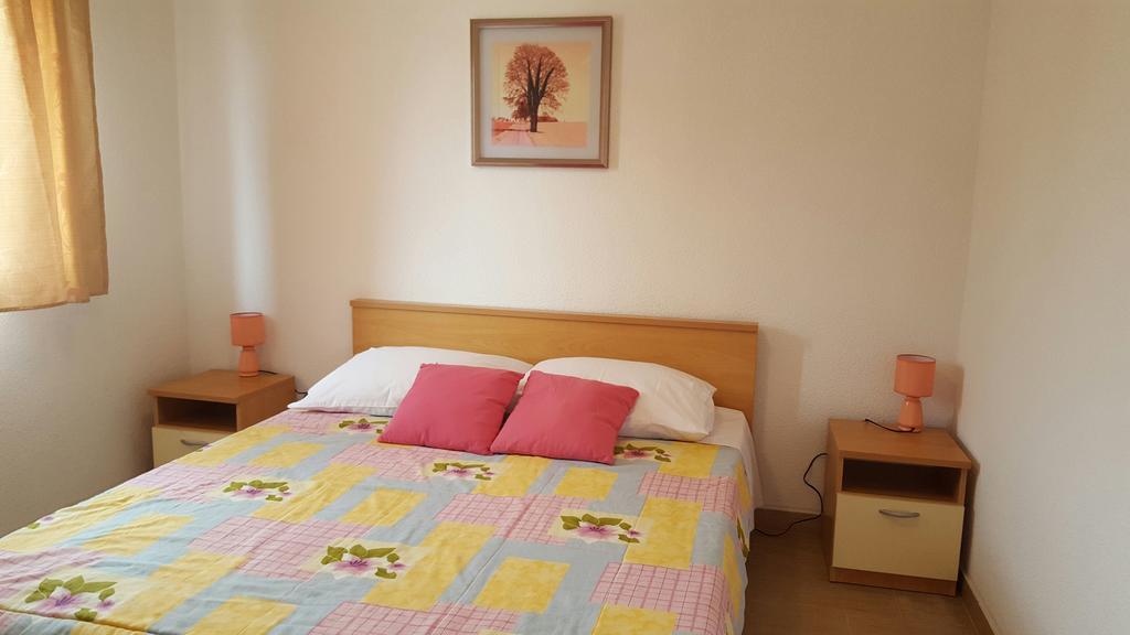 Apartmani Ramljak Марина Екстериор снимка