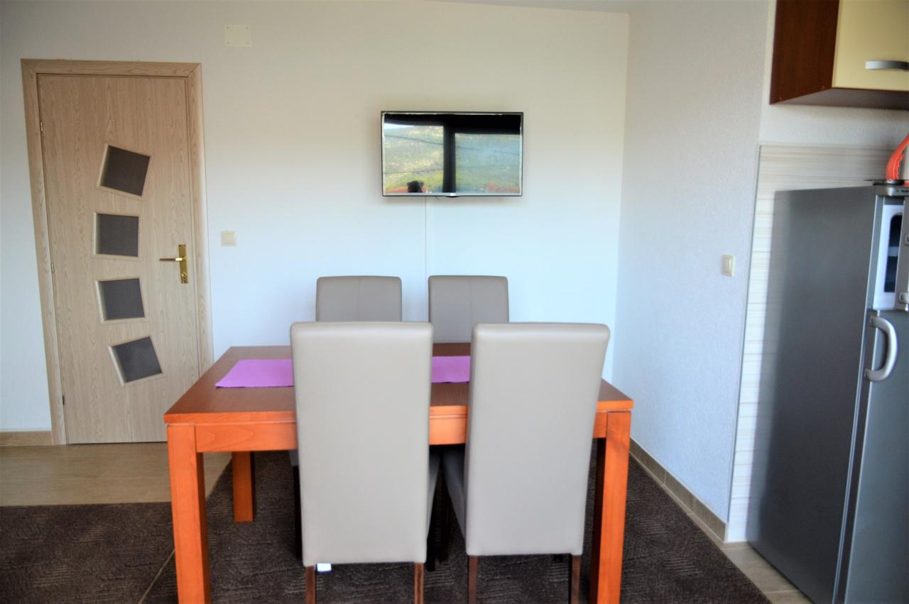 Apartmani Ramljak Марина Екстериор снимка