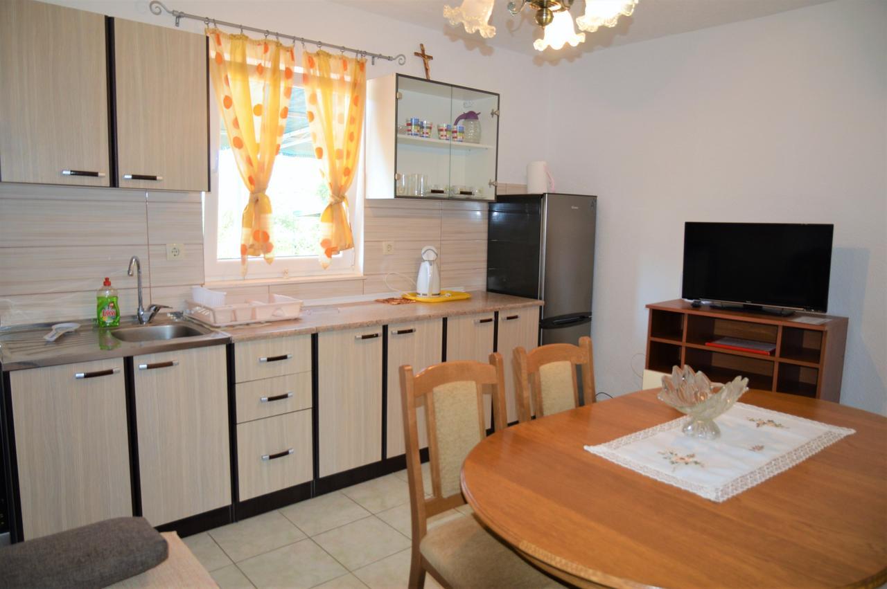 Apartmani Ramljak Марина Екстериор снимка