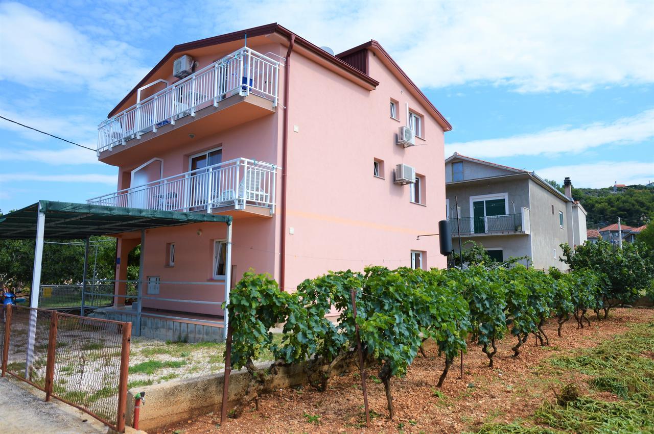 Apartmani Ramljak Марина Екстериор снимка