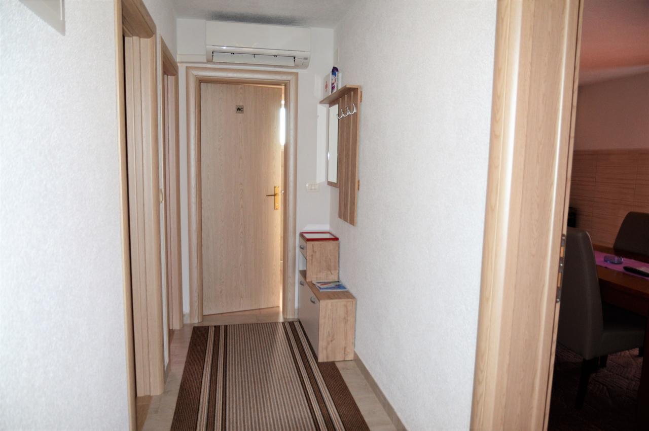 Apartmani Ramljak Марина Екстериор снимка